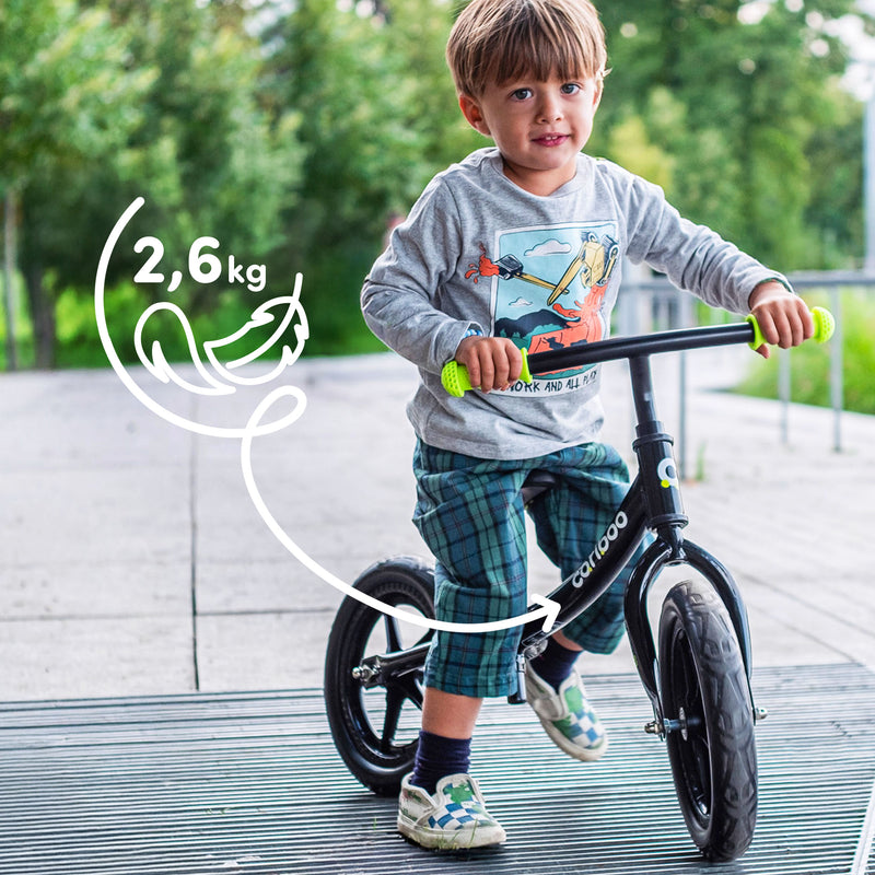 Lightweight to ride and carry – weighs only 2.6 kg!