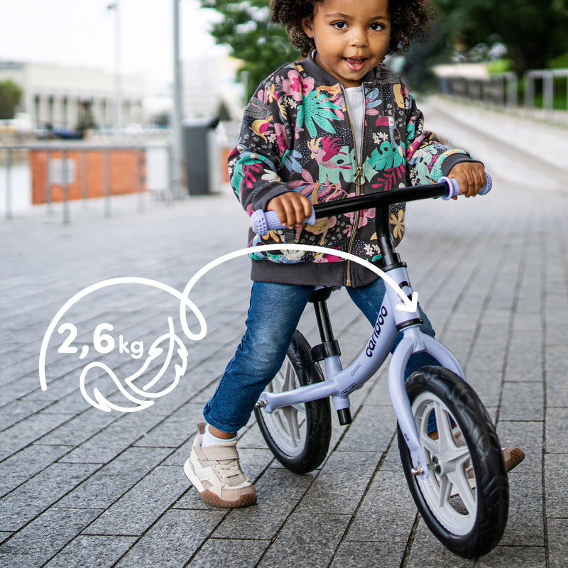 Lightweight to ride and carry – weighs only 2.6 kg!
